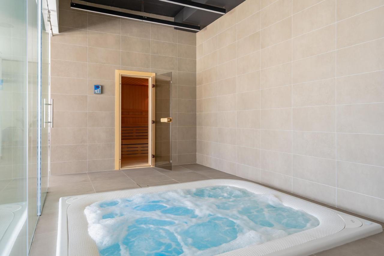 Cosy And Centrally Located Apartment In Estepona Zewnętrze zdjęcie